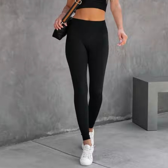 SPANX Look at Me Now Seamless Leggings BLACK SIZE XL 0899 - Picture 2 of 7